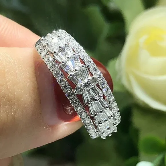 🎀  925 Silver Plated 4A Round Cut CZ Ring for Women, FB16FA1169 - Picture 4 of 5